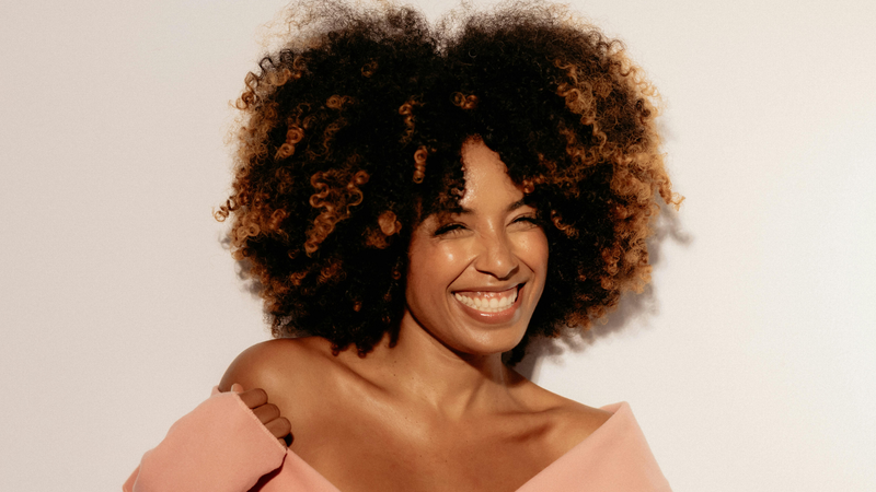 How to Style Curly Hair: 6 Steps for Defined Curls