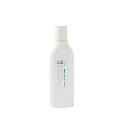 O&M Conquer Blonde Shampoo 250ml